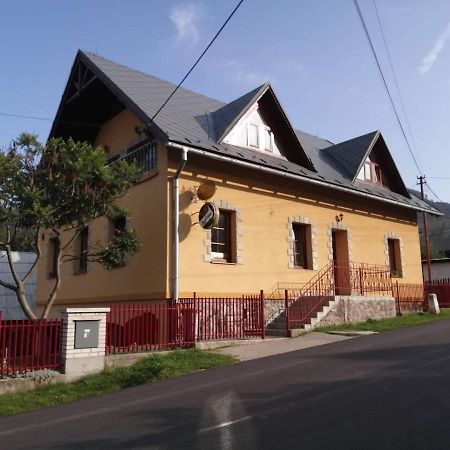 Penzion Serafin Ружомберок Экстерьер фото